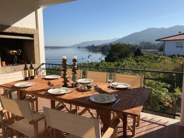 Trajadinha - Swedish House Villa Caminha Exterior photo